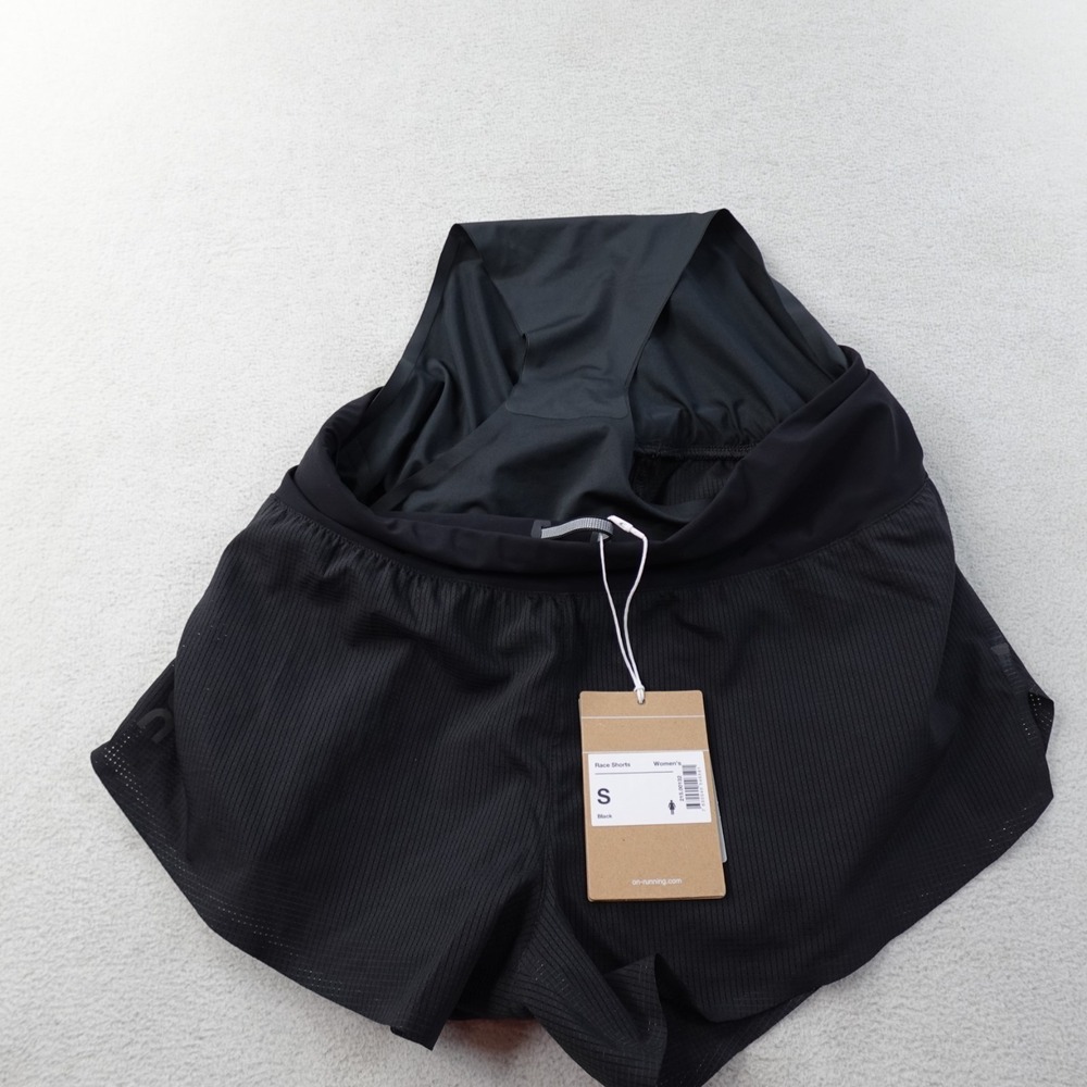 On Cloud Running Race Shorts Womens Small Black NWT 215.00132 Lined Running - Picture 3 of 13